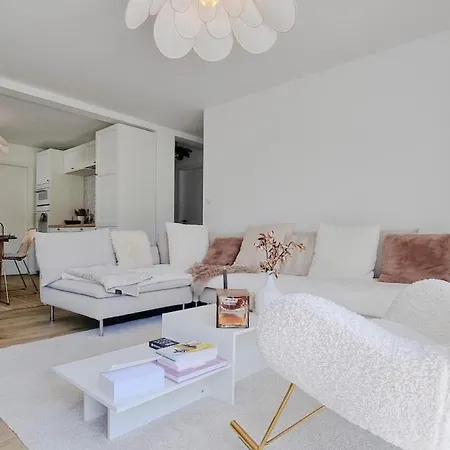 Apartment Le Petit Bonheur Avec Jardin - T3